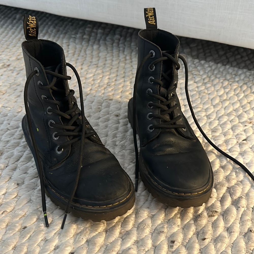 Doc martens size 9